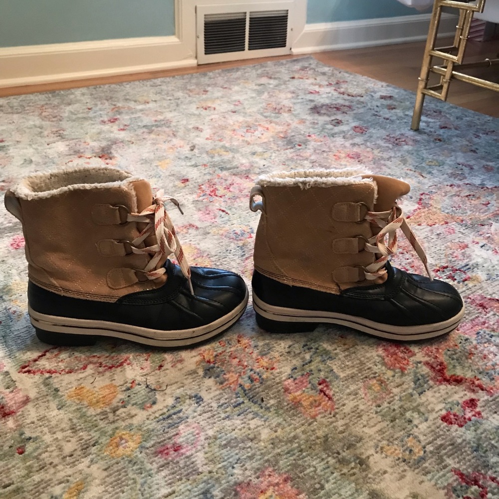 Snow Boots